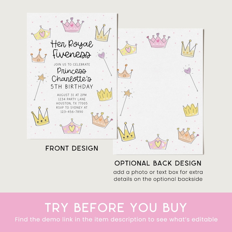 Pu&ograve; includere: Un biglietto d'invito bianco a tema principessa. Il design frontale presenta corone, una bacchetta magica e il testo "Her Royal Fiveness" e "Princess Charlotte's 5th Birthday." &Egrave; incluso anche il design posteriore.
