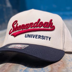 Casquette bicolore brodée personnalisée | Inscription rétro 3D avec contour | Richardson Champ 323FPC