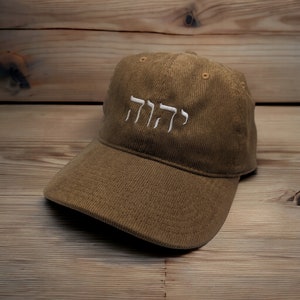 YAHWEH 刺繍入りリラックスコーデュロイキャップ