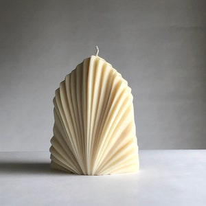 Decorative palm leaf plant candle, sculptural with natural soy wax,
