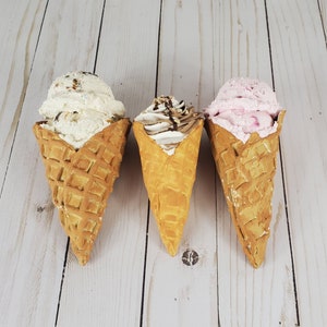 DIY gefälschte Waffeltüte und künstliche Eiscreme-Tutorial, wie man gefälschte Eiscreme-Kugeln macht, gefälschte Softeis-Lektion, gefälschte Eistüte