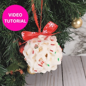 Tutorial sulle palline di popcorn finte, come realizzare popcorn finti, decorazioni per popcorn finte al forno per Natale