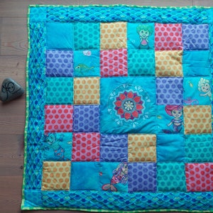 Crawling blanket / baby blanket / picnic blanket "Under Water" Patchwork/ Quilt