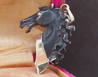 1970 Black Stallion Horse Pendant 14K Yellow Gold with Diamond Eye - VHK#373
