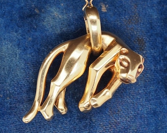 Vintage 18K Yellow Gold Cartier Panthere Iconic Pendant - VHK#524