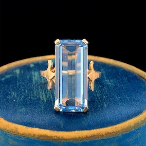 Vintage 14K Yellow Gold Classic Aquamarine Ring - VHK#31