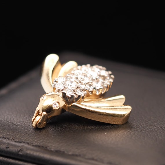 Vintage 14K Yellow Gold and Diamond Fly Brooch Pin - image 3