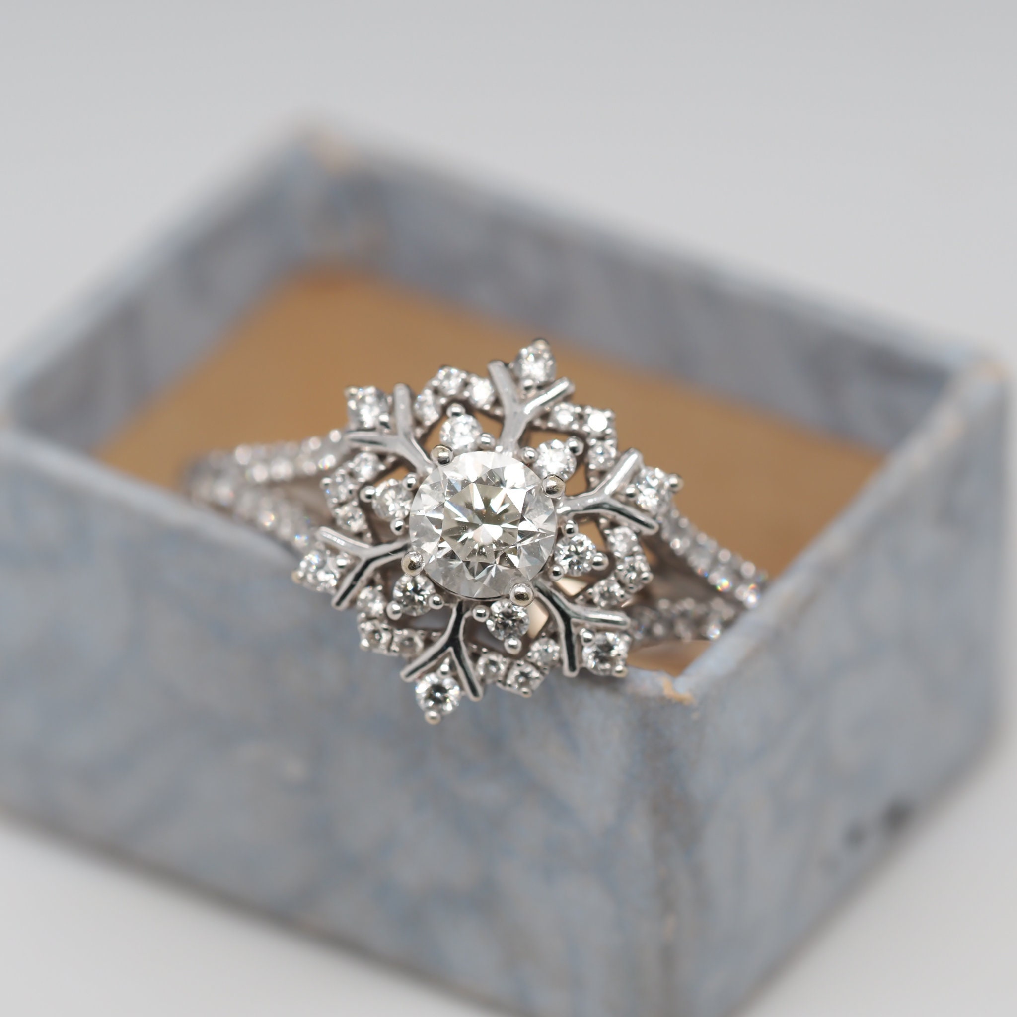 14K White Gold Diamond Engagement Ring- VHK# 272 - Etsy