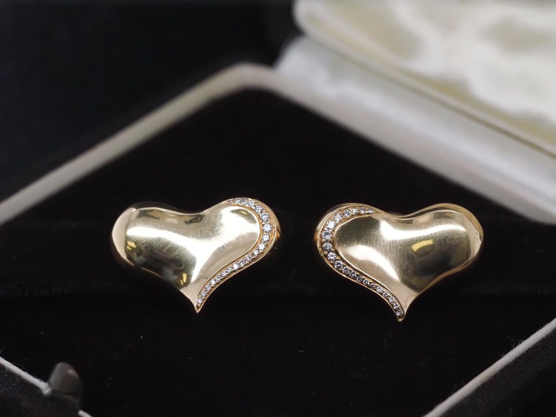 アンジェラ カミングス イヤリング