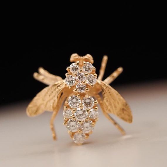 14k Yellow Gold and Diamond Fly Brooch Pin - image 1