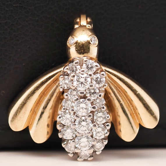 Vintage 14K Yellow Gold and Diamond Fly Brooch Pin - image 1