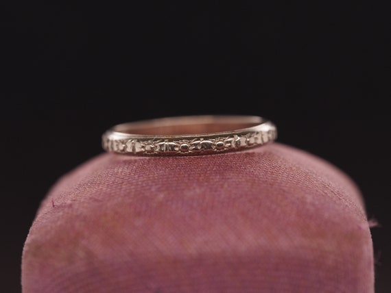 Circa 1929 Engraved Wedding Band- VHK# 212 - image 2