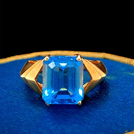 10K Yellow Gold Blue Emerald Cut Cubic Zirconia R… - image 1