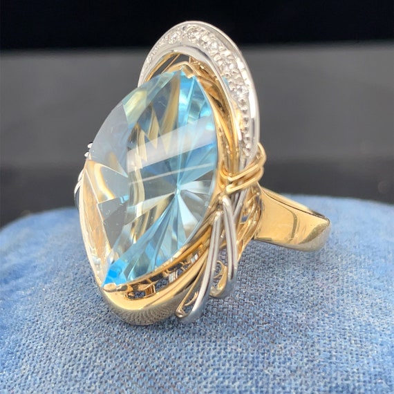 18K Yellow Gold & Platinum 14.50ct Aquamarine and… - image 2