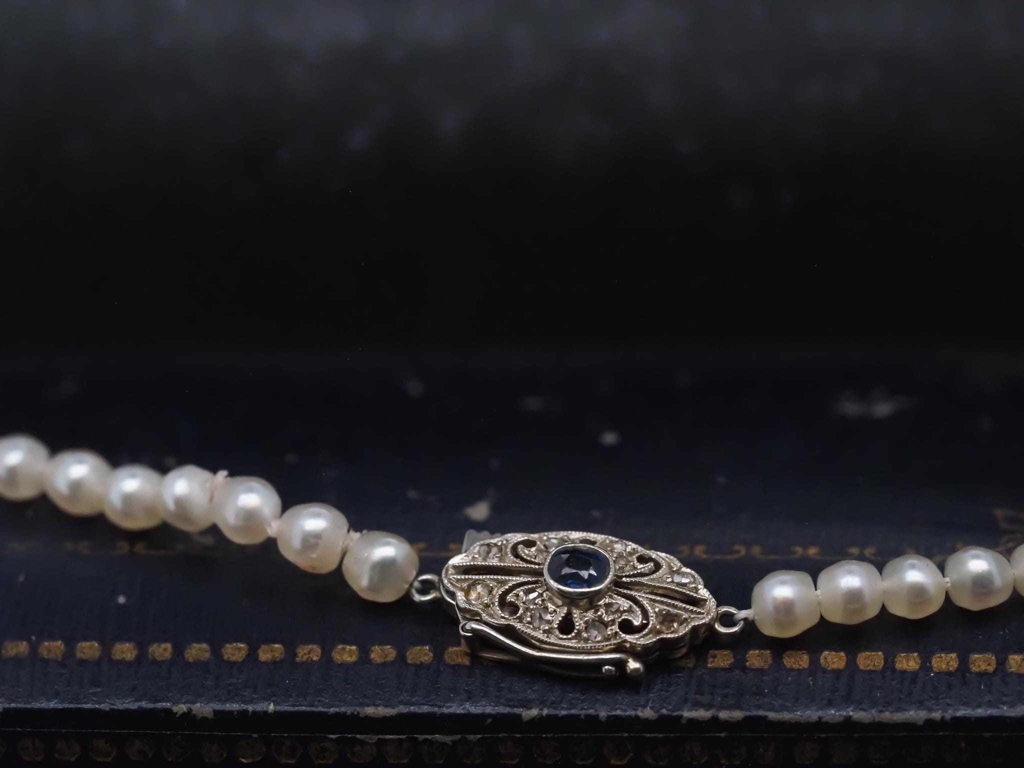エステート エドワード朝 Gia 天然海水真珠ネックレス & サファイア 