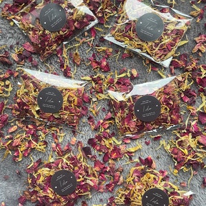 50 Black + White Wedding Confetti Throws • Dried Red Rose & Marigold • DIY KIT • You fill the bags • 100% Biodegradable• Approx 9x7cm bags •