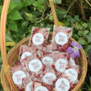 30 Wedding Confetti Throws - Dried Red Rose & Lavender - DIY KIT, you fill the bags! 100% Biodegradable. Includes Petals, stickers and bags.