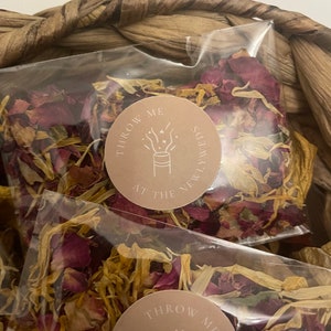 50 Wedding Confetti Throws - Dried red rose & Marigold - DIY Kit, you fill the bags! 100% Biodegradable! •Brown stickers•