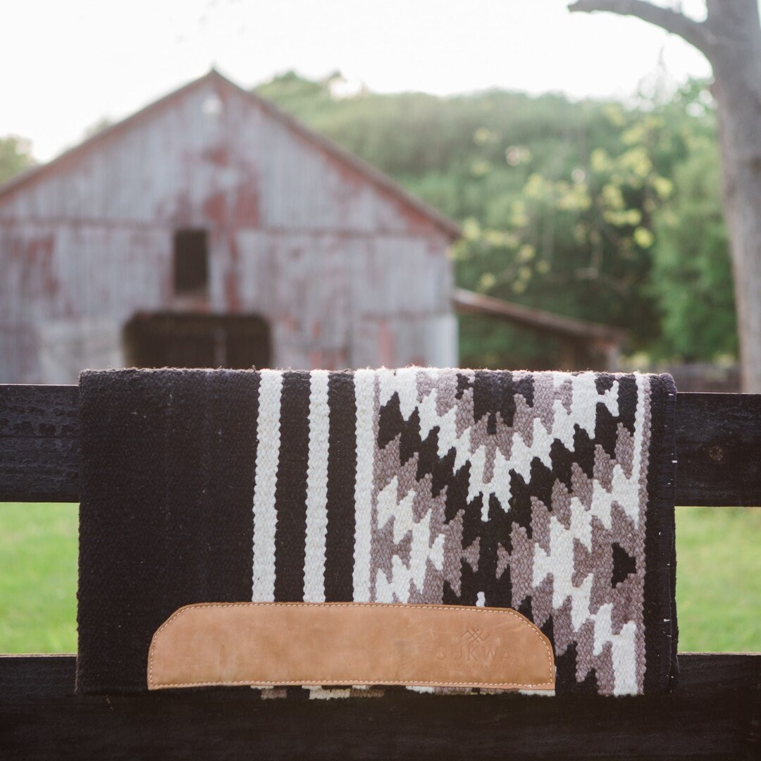 Organic Wool Saddle Blankets Durable Wool Horse Blankets Western Saddle