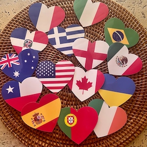 Etiquetas da bandeira do coração | Adesivos de vinil, adesivos Love Your Country, adesivos brilhantes à prova d'água, adesivos Hydroflask