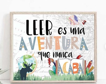 Puede incluir: Una impresión colorida con un fondo de mapa del mundo y el texto "LEER es una AVENTURA que nunca ACABA". La impresión presenta un alce, un globo terráqueo, un libro, pinceles y lápices.
