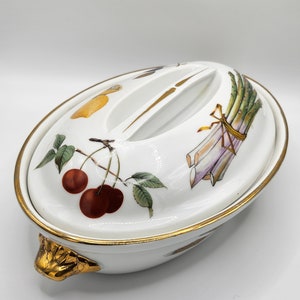 Royal Worcester Covered Casserole Bowl