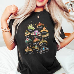 Princess Crowns T-Shirt, Disney Princess Sweatshirt, Cinderella Elsa Ariel Belle Sweatshirt, Disney Girls Trip, Disney Matching T-Shirt bild 6