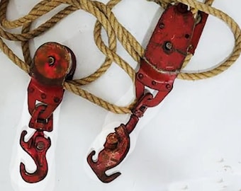 Vintage Surbin Durco Block & Tackle Double Wheel Pulley St. Louis MO with Rope