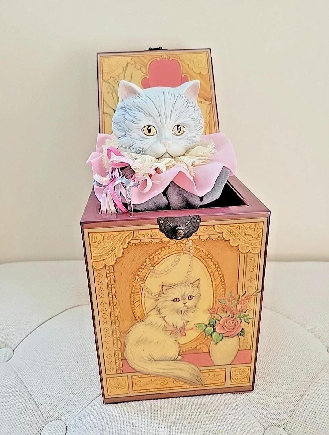 1997 PASHA Jack in the Box Persian Cat Music Box Memory From Cats