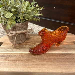 Vintage Fenton Art Glass Hobnail Cat Head Slipper Shoe Amberina Orange. 50’s Fenton Hobnail Glass Shoe.