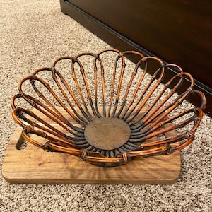 Vintage Mid Century Bent Bamboo Basket Bowl. Vintage Bamboo Vent Bowl. MCM Bamboo Bowl.
