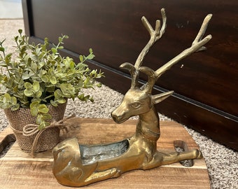 Vintage Brass Deer Planter. Solid Brass Deer. Brass Deer. 9.5"x9.5".