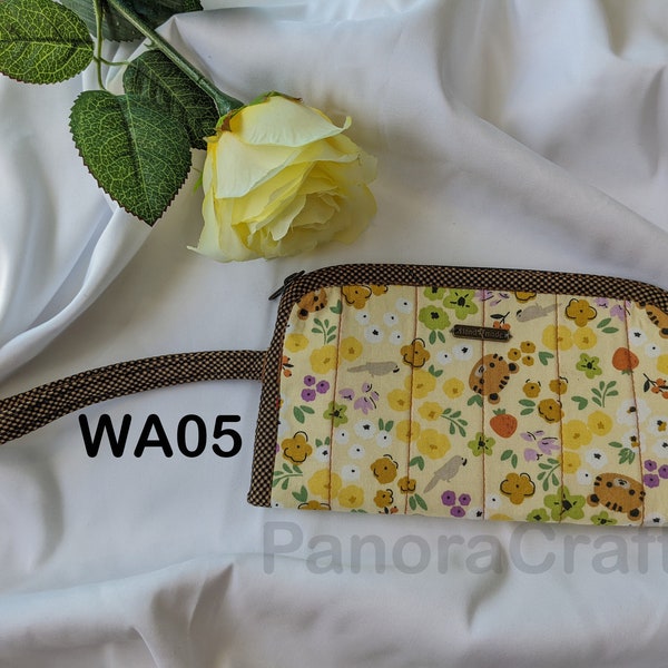 Quilt wristlet purse and phone bag one zipper with 2 pockets handmade from cotton fabric in floral style