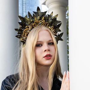 Snake crown, medusa crown. Halloween headband halo crown. Goddess Headpiece.