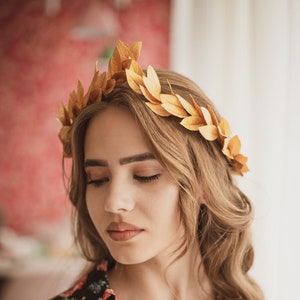 Gold leaf crown. laurel wreath crown, greek goddess crown unisex. greek god costume