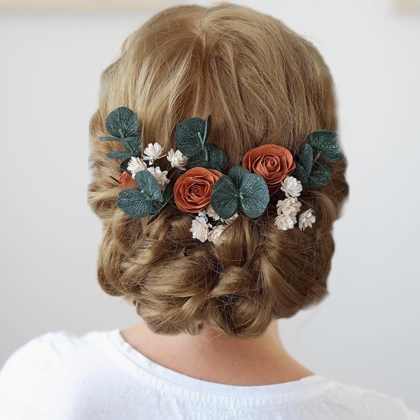 Eucalyptus hair pins for terracotta wedding. Baby's breath hair pin set of 11. Bridal gypsophila headpiece, Fall hair piece.