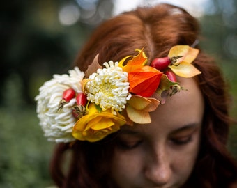 Fall flower crown, autumn floral hair piece chrysanthemum hair wreath for fall wedding.