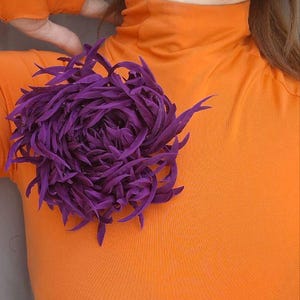 Purple flower brooch Chrysanthemum,  silk flower brooch pin. Fabric shoulder corsage,Summer fascinator accessory.