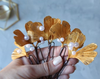 Ginkgo hair pins, pearls gold leaf hair pins set. wedding hair pins.Gold Ginko hairpin. Art deco gingko jewelry.