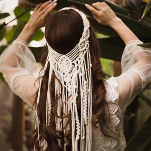 Boho headpiece, boho veil for festival bride. Macrame veil, boho bridal shower headpiece. Bohemian headpiece
