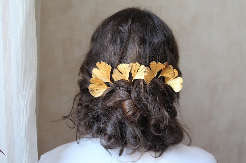 Gold leaf hair pins, Ginkgo hair pins, Art deco wedding hair pins. Gold Ginko hairpin. Gingko jewelry. image 2