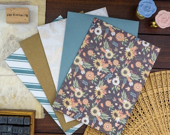5 enveloppes faites main A7 | Stylo-stylo fleurs d'automne brun sarcelle 5 x 7 po.