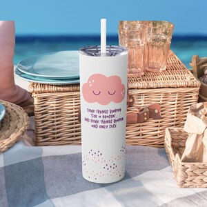 Vaso de positividad tóxica, Algunas cosas pasan por una razón y otras son una porquería, Diseño de nube de dibujos animados llorando, Rompiendo estigmas sobre la muerte