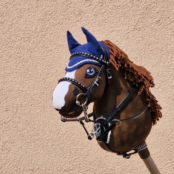 A4 Hobby Horse Dark CHESNUT with bridle, and bit