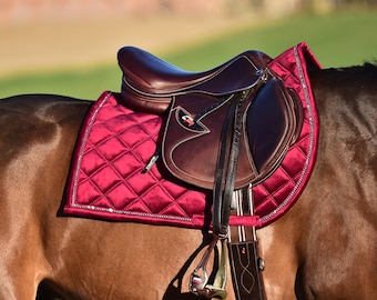 Comment choisir la couverture de son cheval