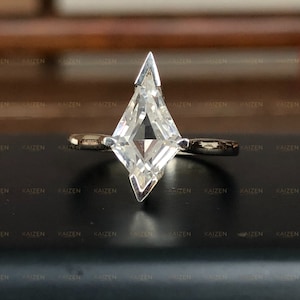 3.00-CT Lozenge Cut (Kite Shape) Moissanite Ring,engagement ring,10KT White Gold Ring,vintage ring,wedding ring,elongated Lozenge kite shape
