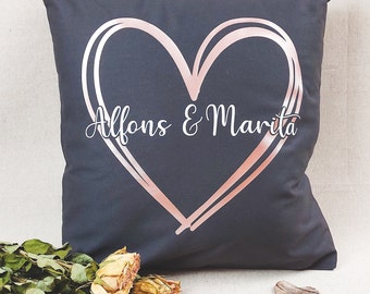 Geschenk zum Valentinstag, personalisiertes Kissen mit Herz und Namen, Valentinstagsgeschenk