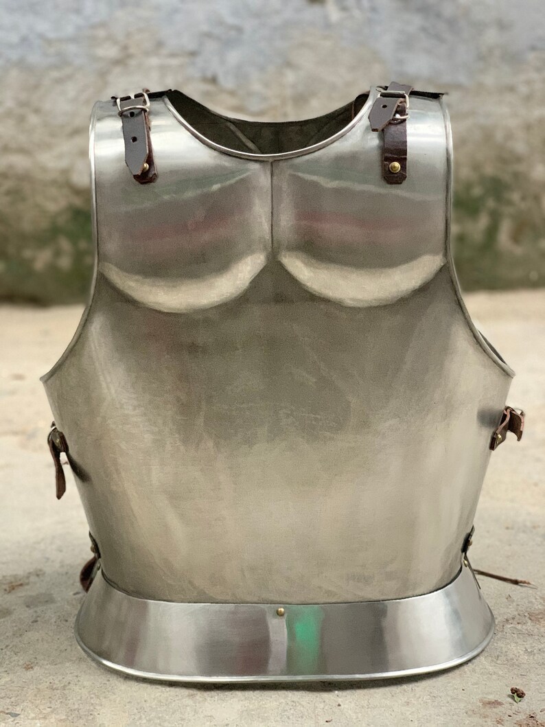 Medieval European Knights Breastplate Iron Chestplate Cuirass Armor main image 1