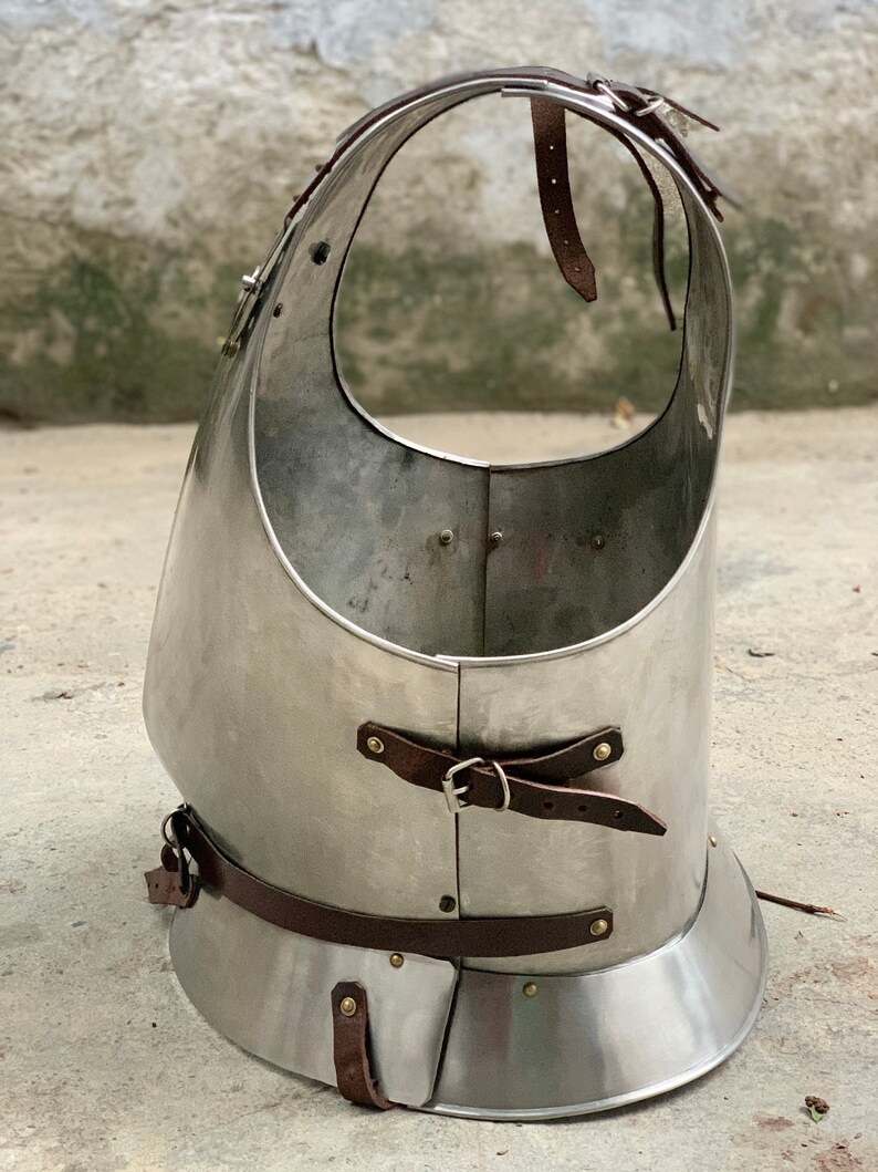 Medieval European Knights Breastplate Iron Chestplate Cuirass Armor