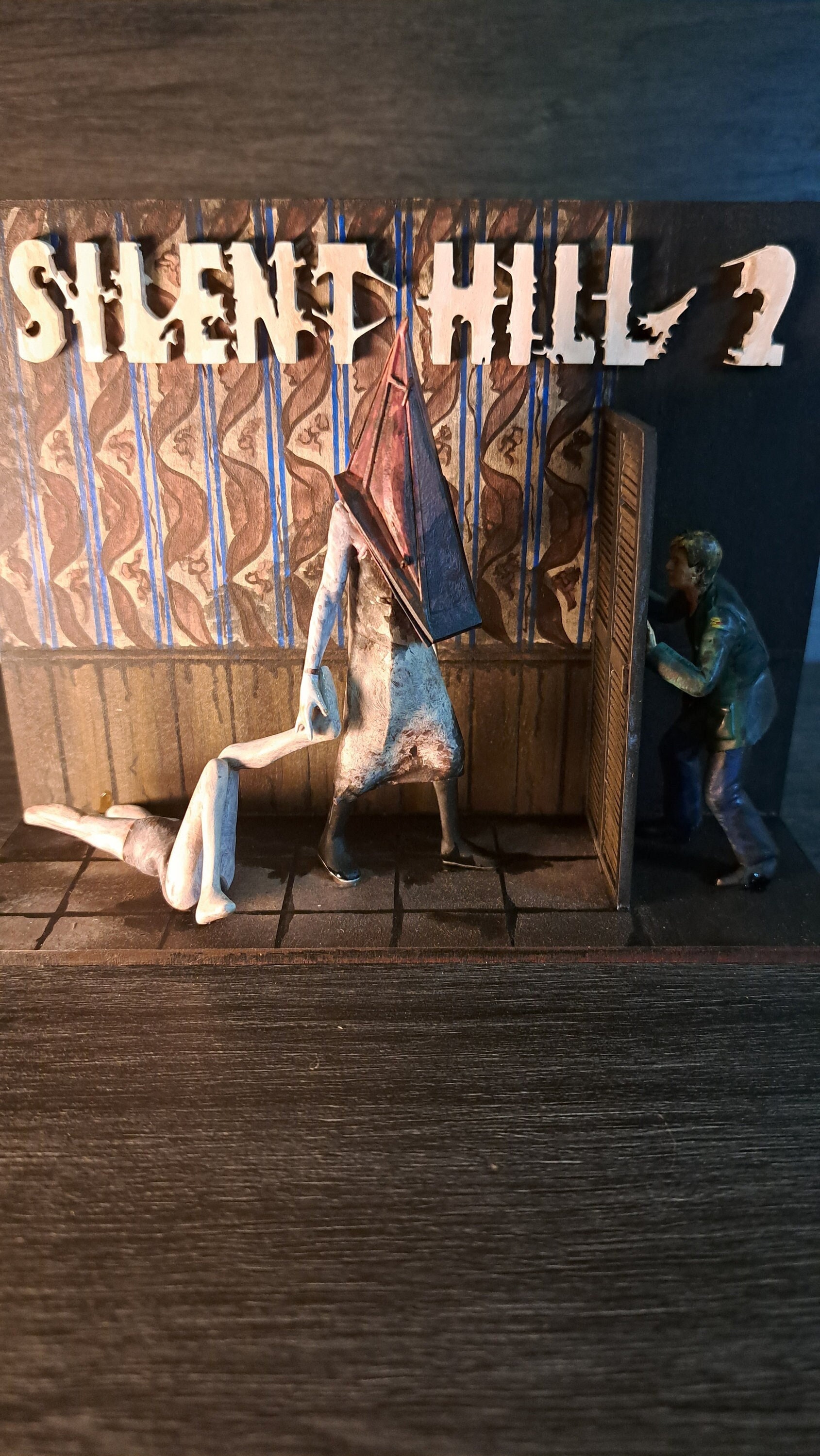 XGLIPQ Silent Hill, Pyramid Head, Altura 15 (cm) / 5,9 (in), Figura de  animación de Material de PVC, Hecho a Mano, Apariencia Exquisita, Hand to  do Spot, (colección Decorativa) Adornos de Regalo 
